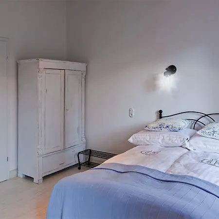 B&B Barokowy Zakatek 스비드니카