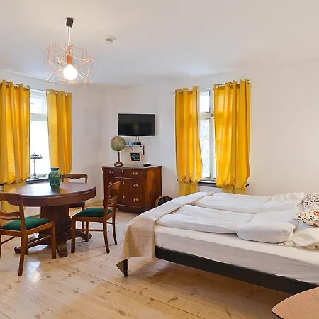 Nocleg ze śniadaniem Barokowy Zakątek 3*