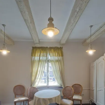 Barokowy Zakatek B&B 스비드니카