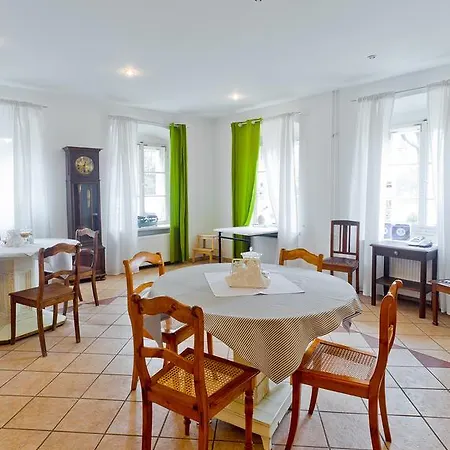 Barokowy Zakątek Nocleg ze śniadaniem 3*