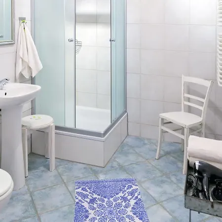 B&B Barokowy Zakatek 스비드니카